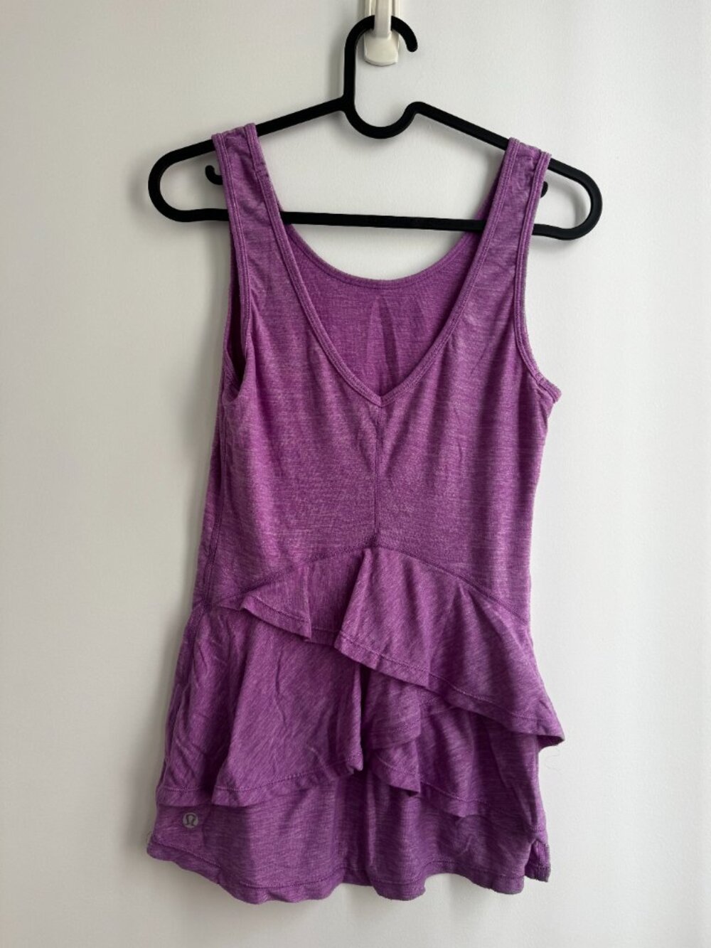Lululemon Hustle Ruffle Tank - Picture 2 of 4